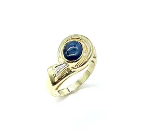 Cabochon Sapphire Ring