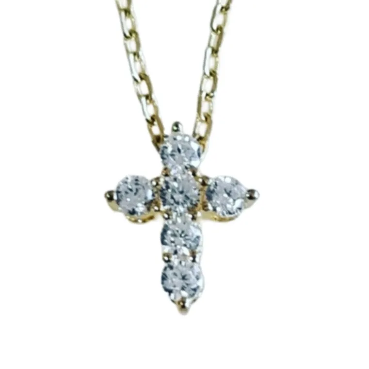 Isla Classic Cross necklace