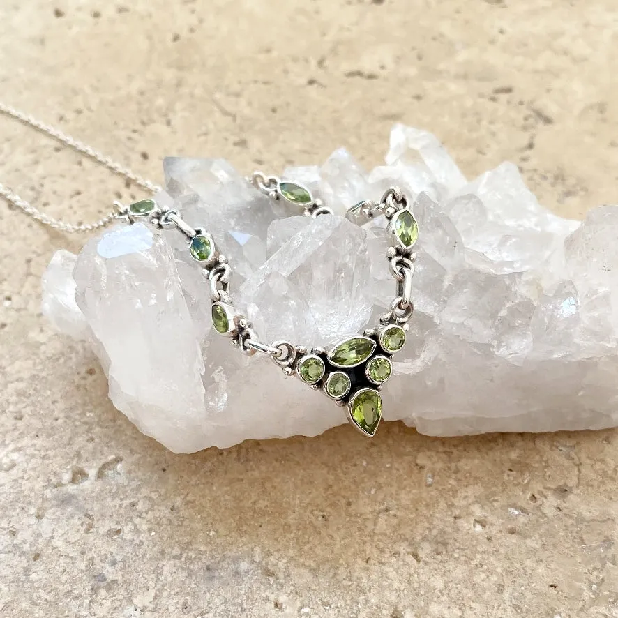 Peridot Faceted Gem Necklace - Aria