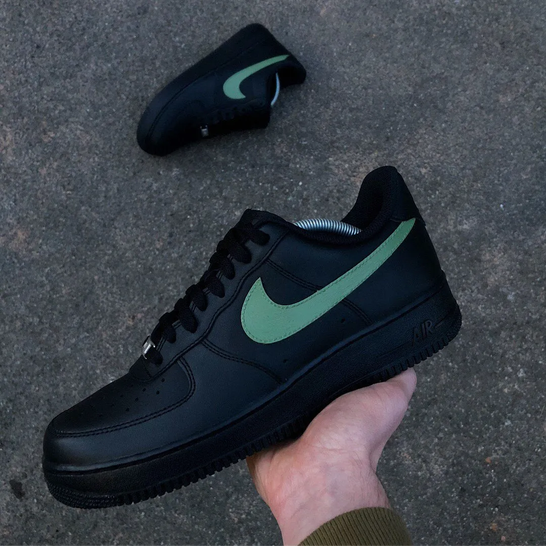 Swoosh Pack - Air Force 1 Black Custom