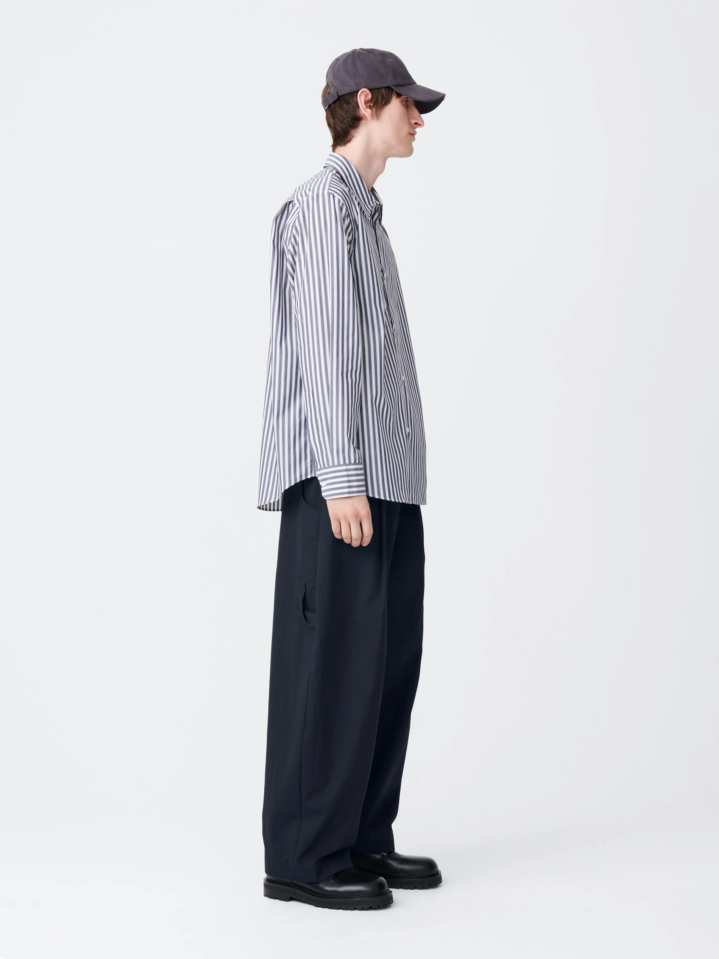 View Shirt in Classic Stripe